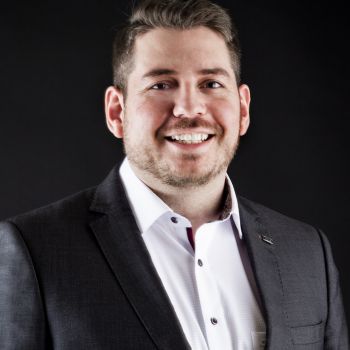 Bewerbungsfoto eines Mannes